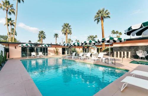 Warm Sands Hotel | The Marley by AvantStay Mid-Century Modern Retreat with Pool & Mountain Views