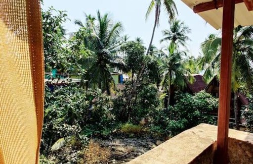 Ashvem Casa | The Maroon Beach House