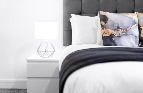 Smethwick Apartamento | The Marson's Collection - 2 Bedroom Apartment - Balcony - Secure Parking - 4MC