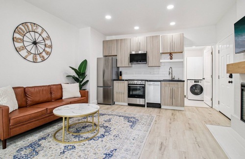 Martinez Apartamento | The Martinez Oasis