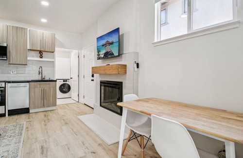Martinez Apartamento | The Martinez Oasis