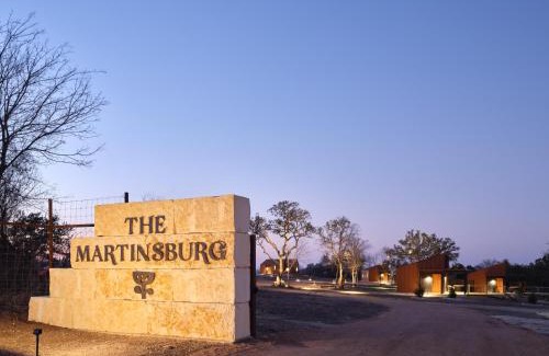 Stonewall Cabina | The Martinsburg