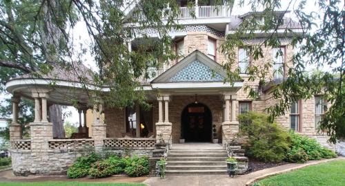 Fort Wood Cama Y Desayuno | The Mayor's Mansion Inn