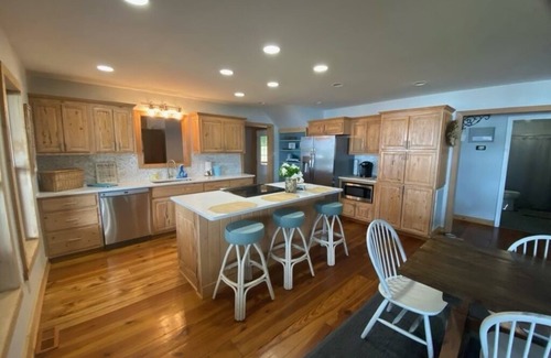 Ocean Isle Beach Casa | The Mazelle Porch Main Level