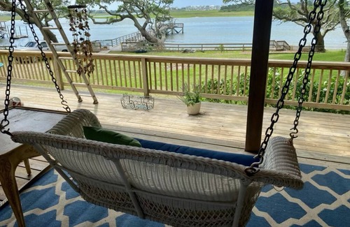Ocean Isle Beach Casa | The Mazelle Porch Main Level