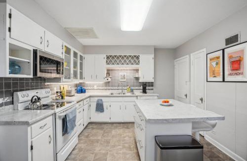 Eau Claire Apartamento | The McKinley House condo