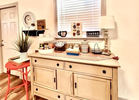 Springdale Casa | The McKinney dentrally located a few blocks from Emma St and Downtown four bedrooms