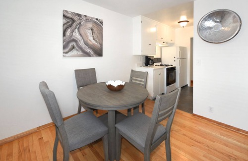 Mar Vista Apartamento | The Mclaughlin #5