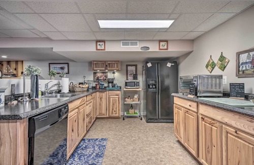 Emmitsburg Apartamento | The MD / PA Line Retreat: Scenic Country Getaway!