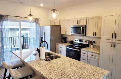 Elkhorn Casa | The Meadowlark at Coventry Rows