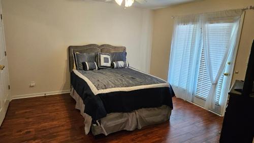 Buechel Casa | The Meadows