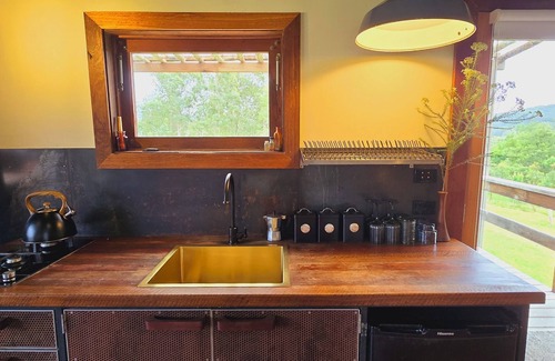 Brooman Cabaña | The Mechanics - Unplug and unwind in your very own cabin in the woods.