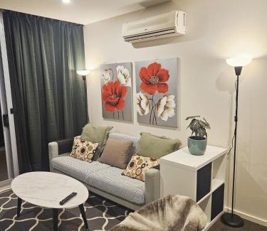 City West Apartamento | The Metropolitan Apartments