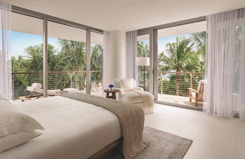 Mid Beach Hotel | The Miami Beach EDITION