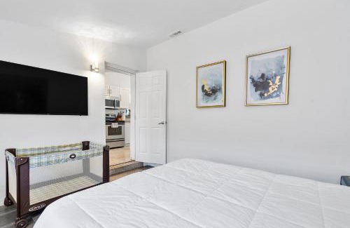 Ojus Casa | The Miami Enchanted Lake House