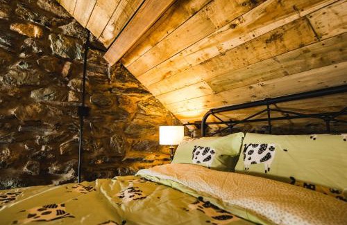 Holyhead Casa | The Milking Shed at Pencraig
