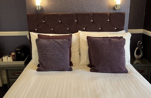 Torquay City Centre Casa | The Millbrook B & B