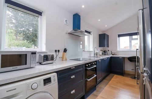Compton Martin Cabaña | THE MINERS COTTAGE, pet friendly, with a garden in Priddy