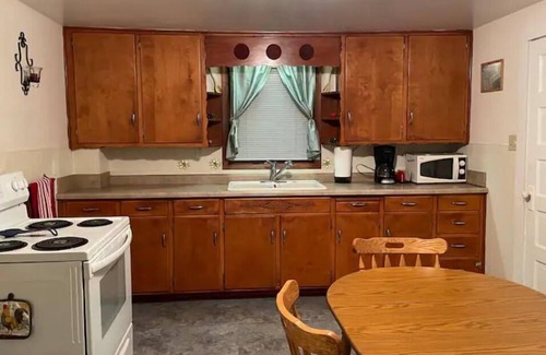 Ironwood Casa | The Miners’ Hallow on Jessieville Hill