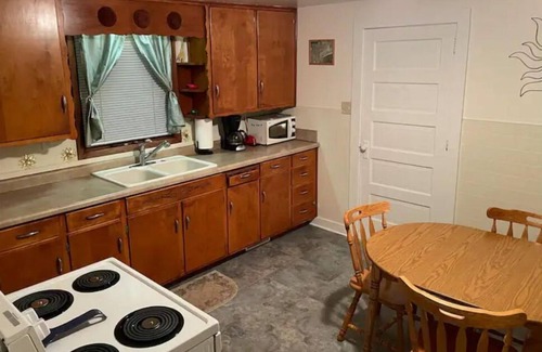 Ironwood Casa | The Miners’ Hallow on Jessieville Hill