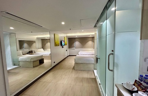 Legazpi Village Hotel | The Mini Suites - Eton Tower Makati