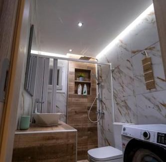 Aigaleo Apartamento | 'The Mint' House Project In Athens