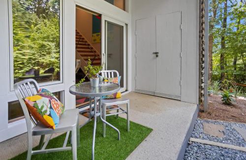 Boone Casa | The Mod Lodge