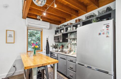 Boone Casa | The Mod Lodge