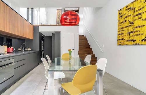 Leichhardt Casa | The Mod Striking Split Level Gem in Sydneys West