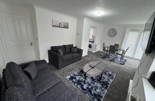 Milton Keynes Apartamento | The Modern Balcony Apartment - 2 Bed 1 Bath Private Parking
