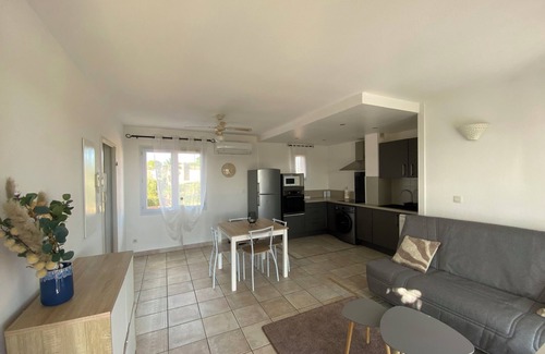 Beziers Apartamento | The modern, comfortable apartment at Golf Saint Thomas