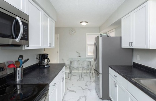 Berwick Casa | The Modern Getaway - Entire house in Des Moines