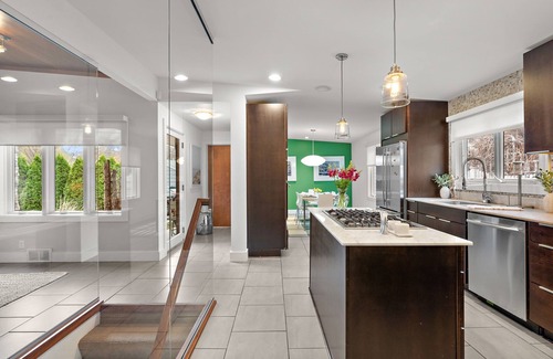 Lynnhurst Casa | "The Modern Muse" at Logan by Roxy Rentals