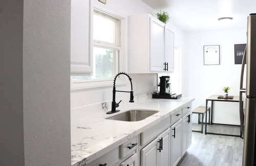 University Place Casa | The Modern Oasis