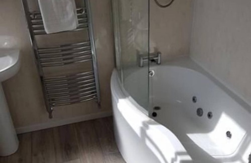 Criccieth Casa | The Moelwyn Hotel & Restaurant