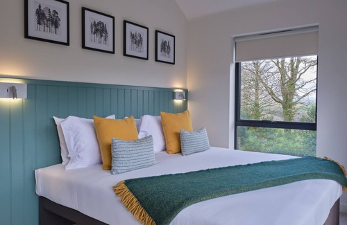 Chittlehamholt Complejo | The Mole Resort, 2 Bedroom Meadow View Luxury Lodge with Hot Tub