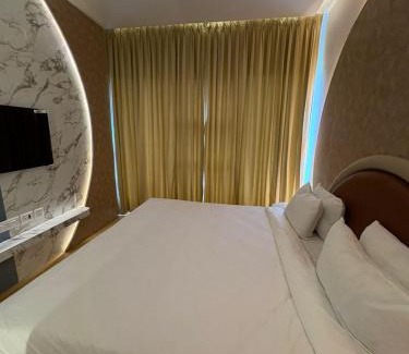 Nerul Hotel | The Moon Hotel