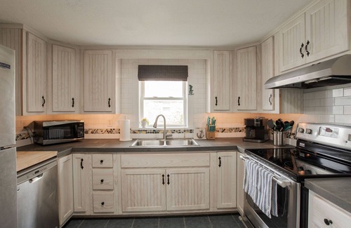 Biddeford Casa | The Moonglow! A beautiful ocean view house in Biddeford!