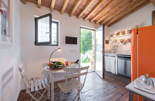 Vaiano Casa | MOONLIT & SUNNY COTTAGE en un olivar cerca de Florencia en Toscana