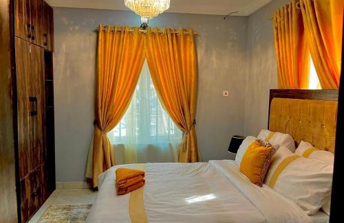 Nnewi Apartamento | The Moonshine Residence-Royal