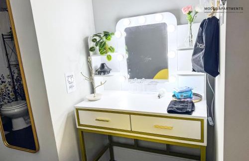 Downtown Memphis Apartamento | The Moose #12 - Brand New Modern Luxe Loft with Free Parking, King Bed & Fast WiFi