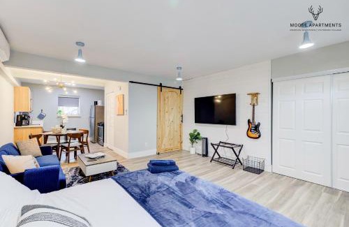 Downtown Memphis Apartamento | The Moose #9 - Brand New Luxe Modern loft with Free Parking, King Bed & Fast WiFi