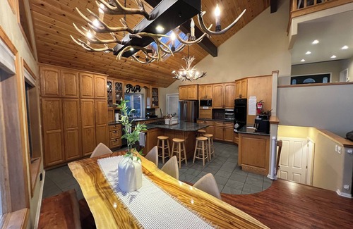 Whispering Forest Cabina | The Moose cabin