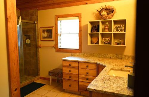 Thompsonville Casa | The Moose Lodge at Crystal Mountain