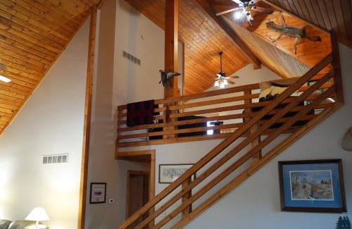 Thompsonville Casa | The Moose Lodge at Crystal Mountain