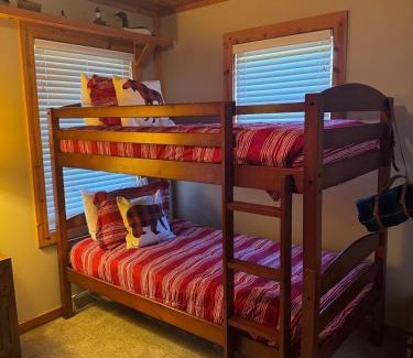 Thompsonville Casa | The Moose Lodge at Crystal Mountain
