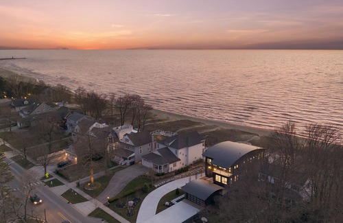 South Haven Casa | THE MOST STUNNING HOME ON LAKE MICHIGAN 5 BEDROOM 7 BATH BRAND NEW HOME