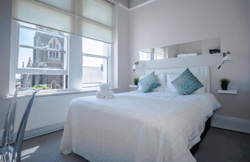 Barry Hotel | The Mount Rooms