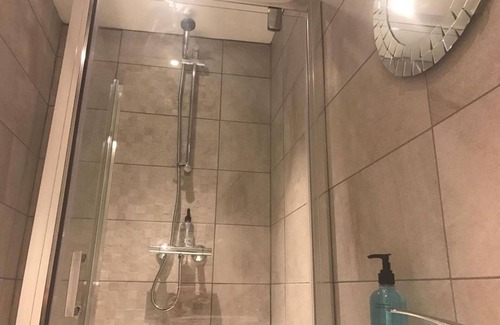 Barry Hotel | The Mount Rooms