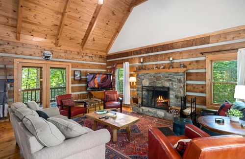 Blowing Rock Casa | The Mountain Peek